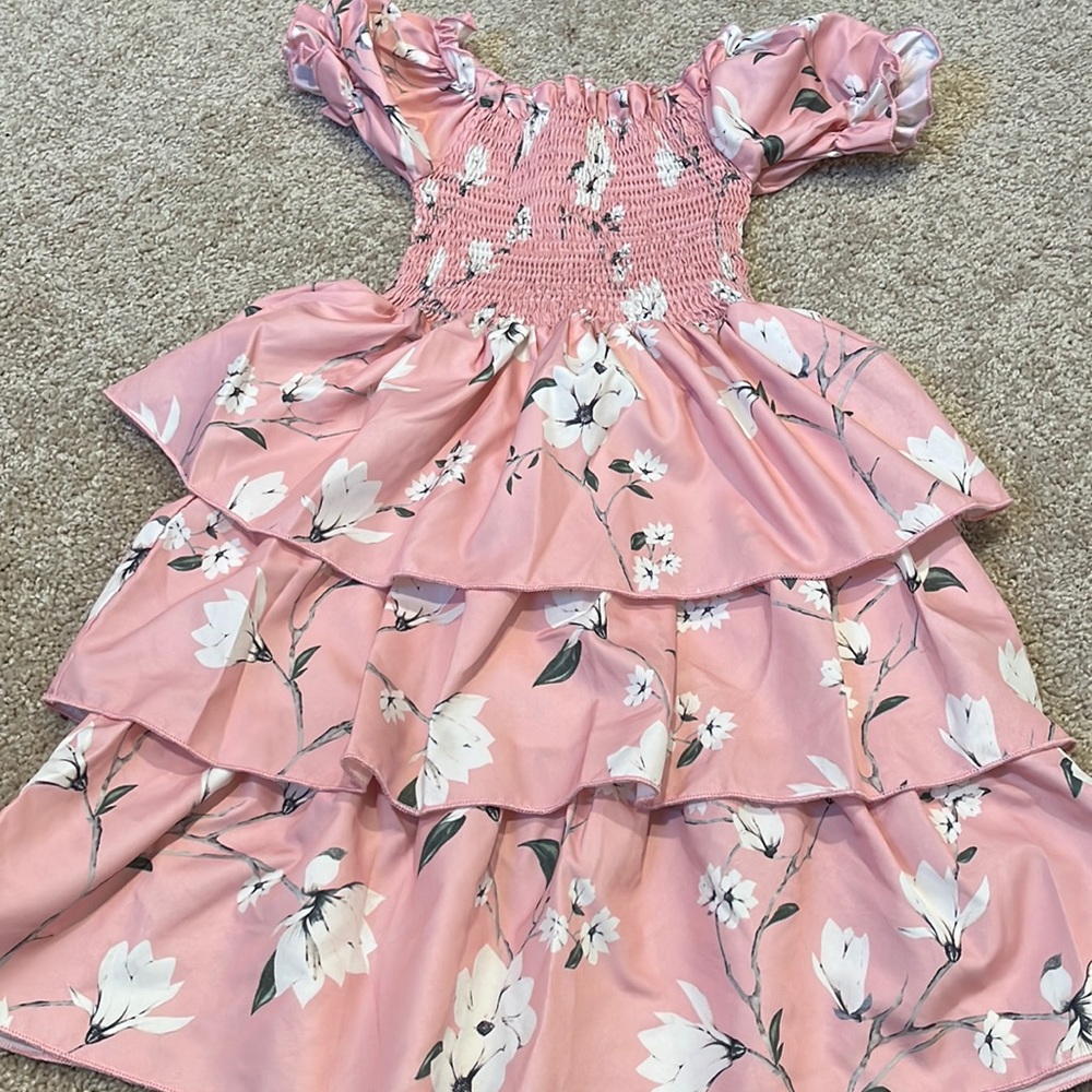 Tow beautiful dresses for 5 years old girls